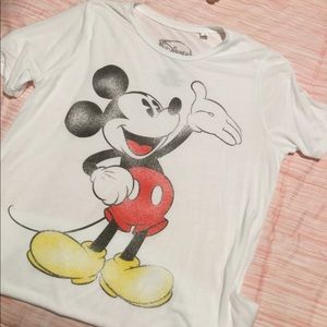 White t-shirt from Disney