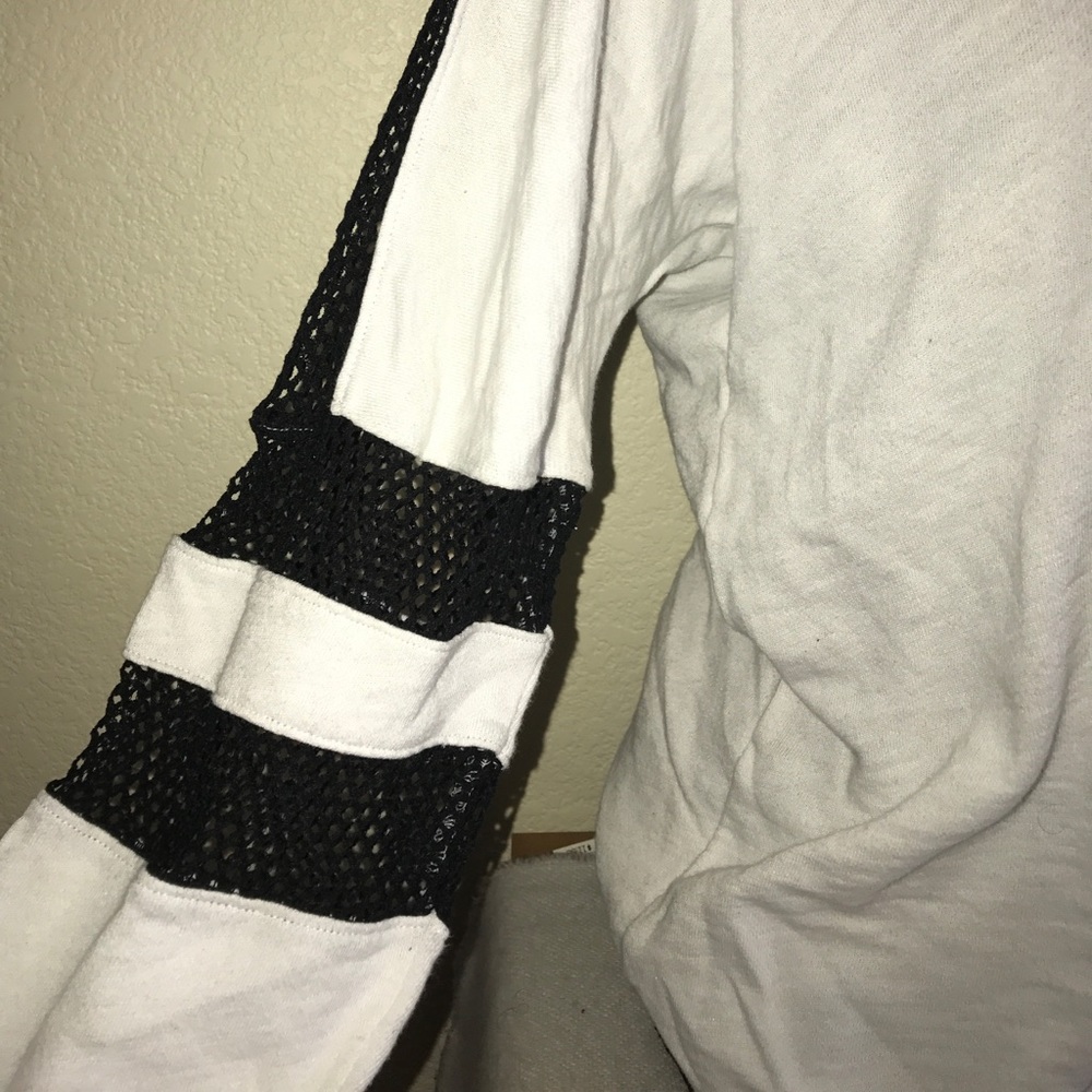 VICTORIA SECRET PINK FISHNET LONG SLEEVE🔥🔥🔥 - Picture 4 of 7