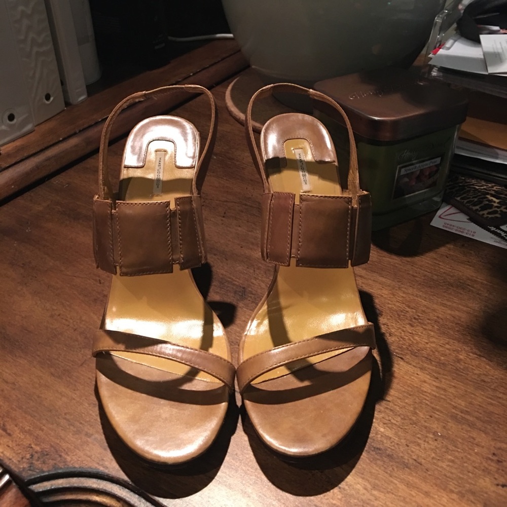 Wood elongated heel with open toe strap