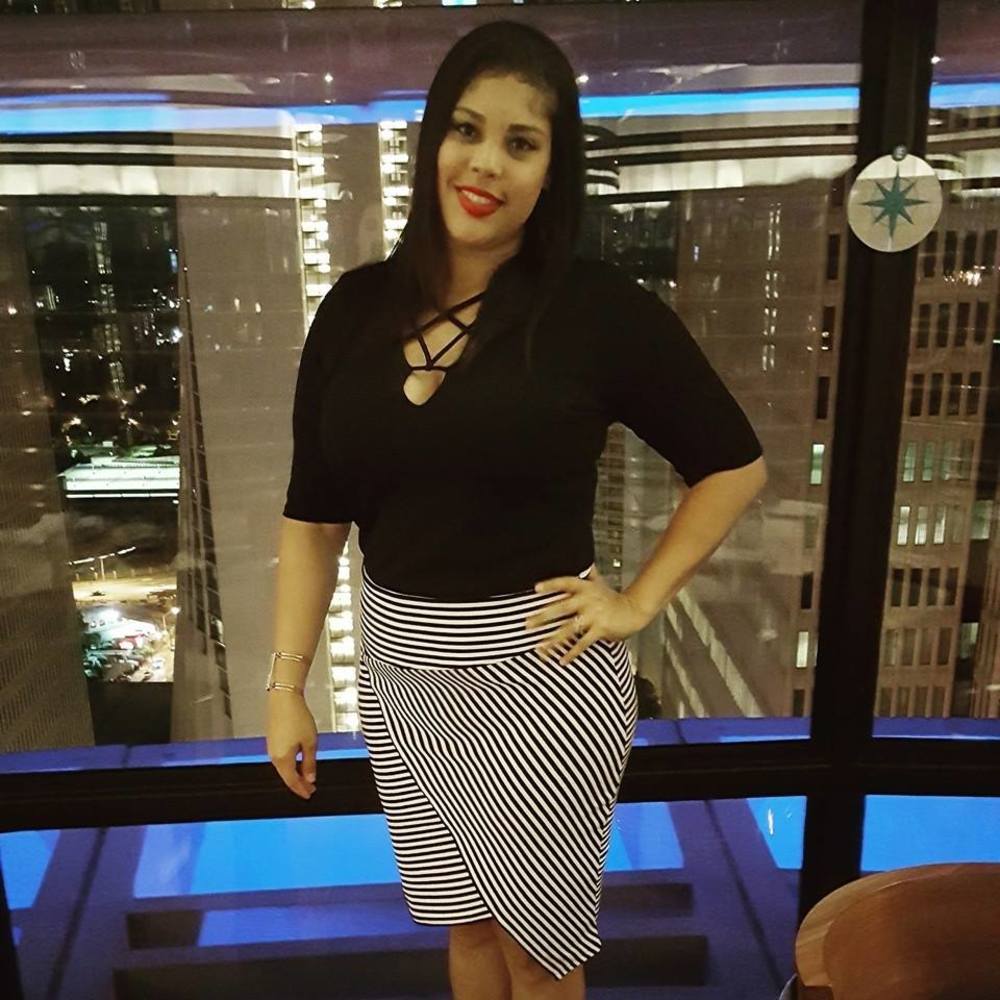 Meet your Posher, Mairel