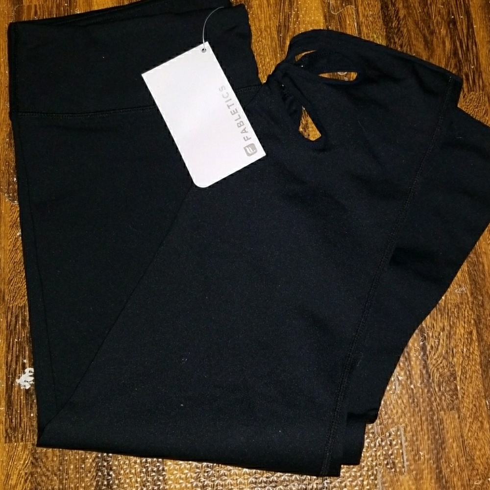 Fabletics Capris New With Tags
