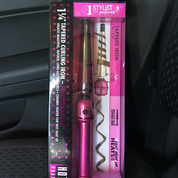 Hot Tools Professional 1 1/4” tapered curling iron main image 6