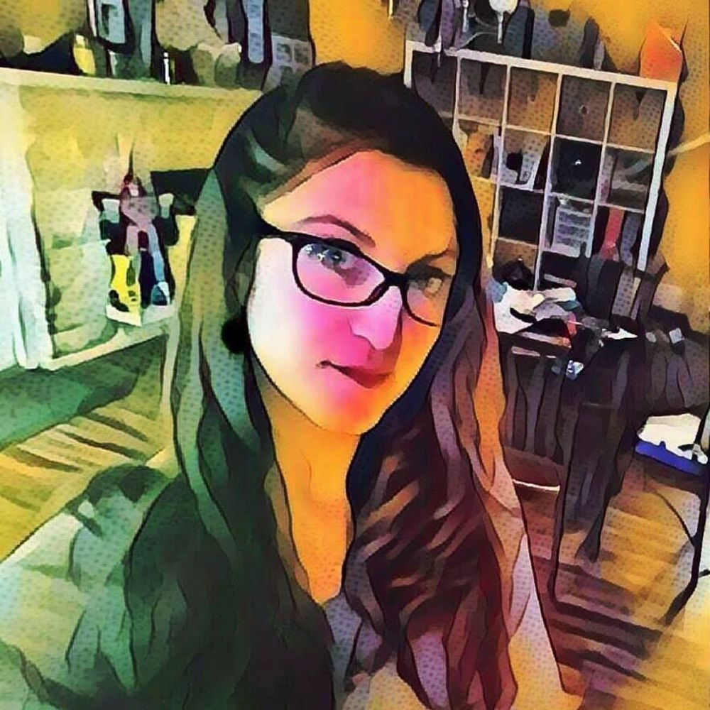 Meet your Posher, Jenn