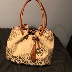 MK purse