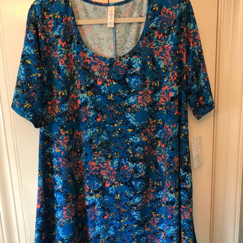 2xl Perfect T Lularoe bright blue Floral BNWT