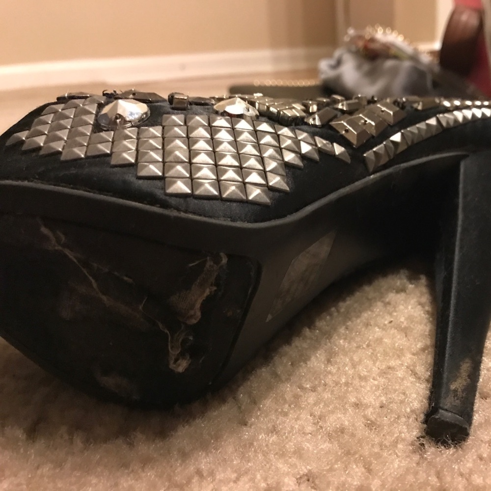 Black Open Toe With Silver Studs - image 3