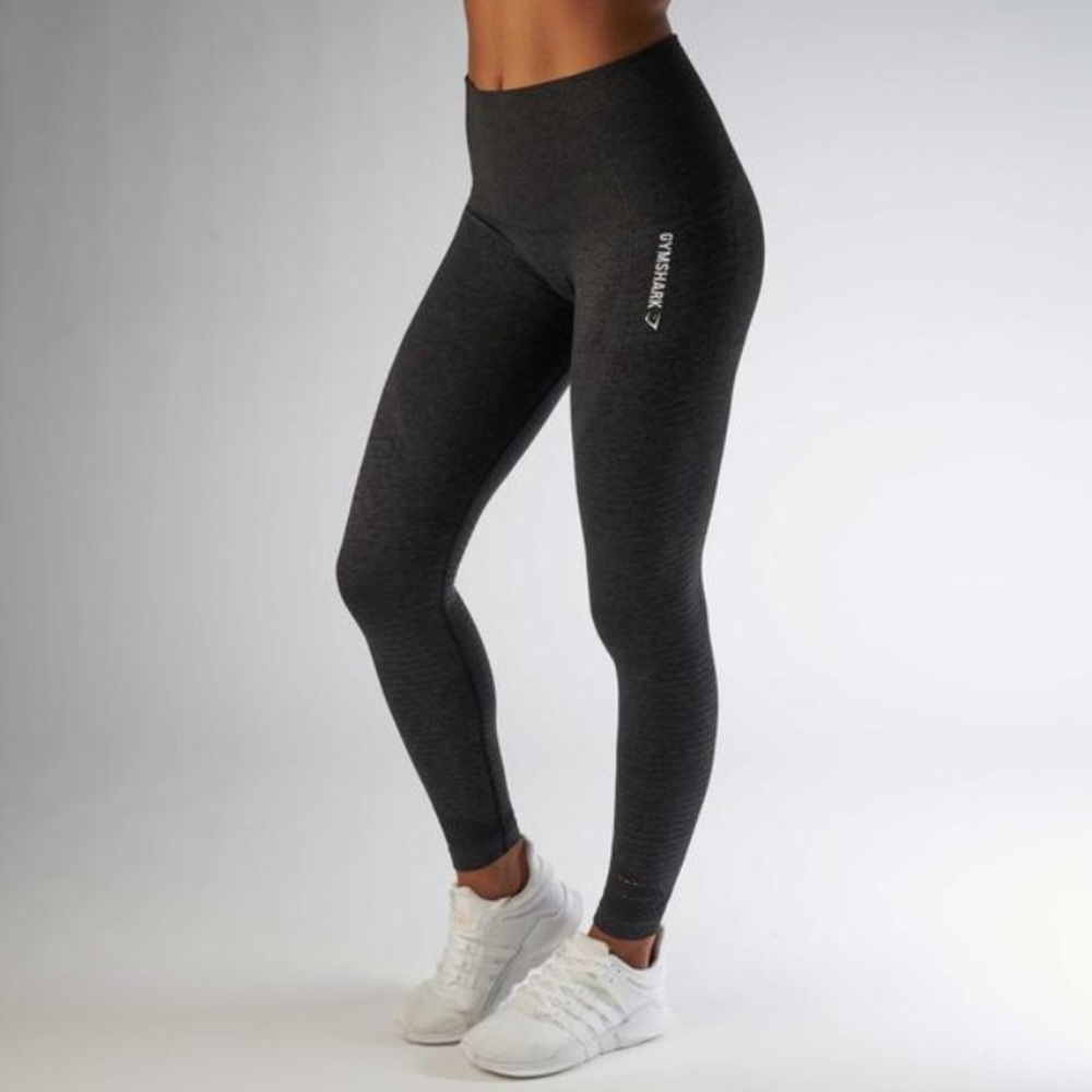 *SOLD ON MERC* Gymshark Black Seamless Leggings