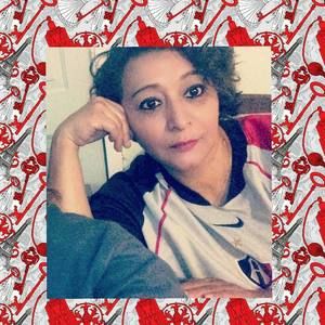 Meet your Posher, Analilia