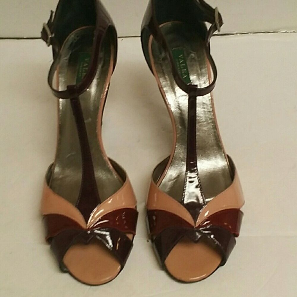 VALEA SHOES