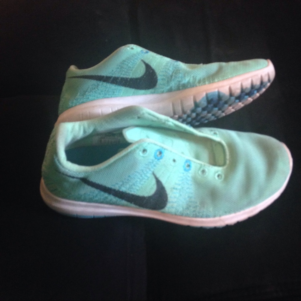 nike greenish blue flex fury fitsole