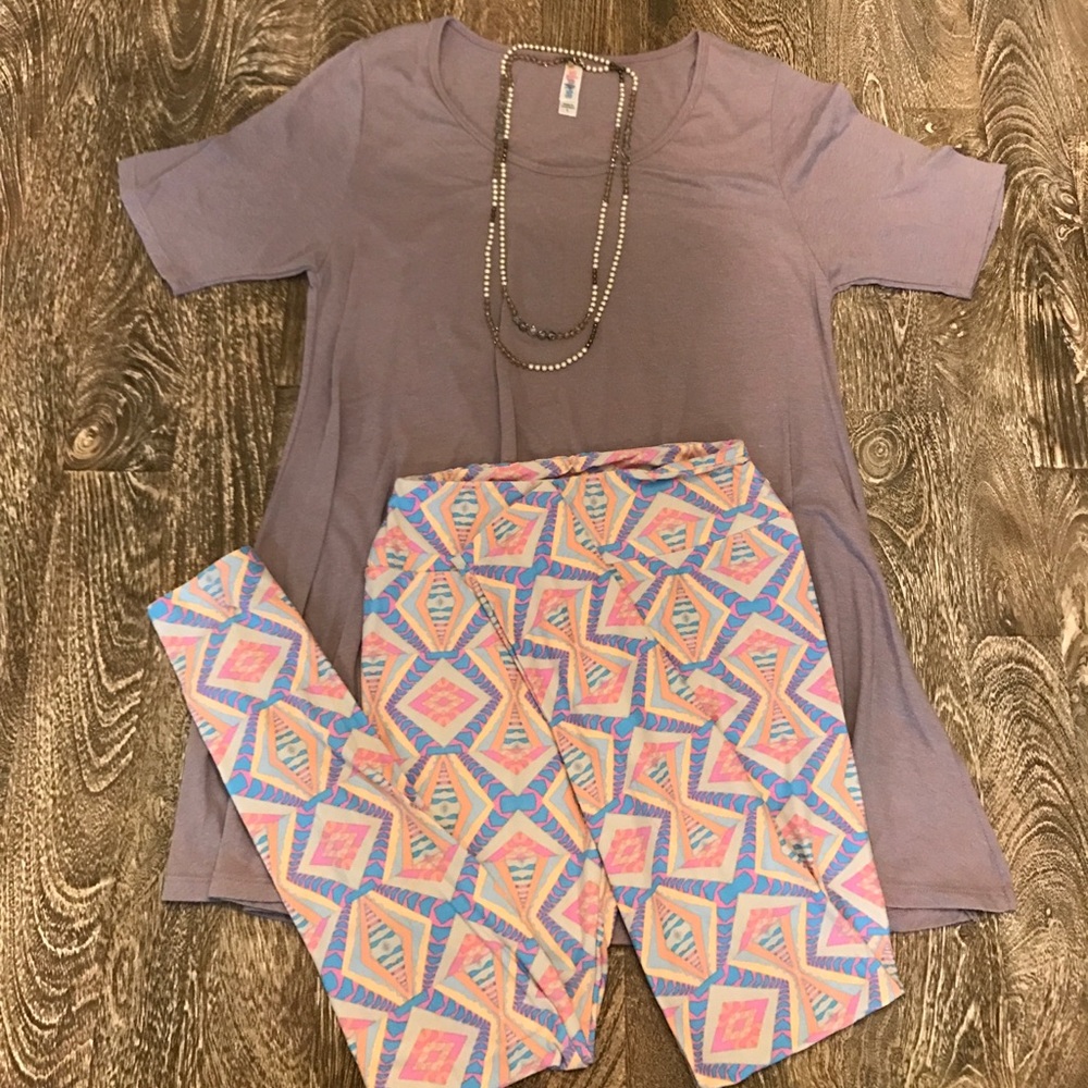 LuLaRoe Purple Perfect Tee