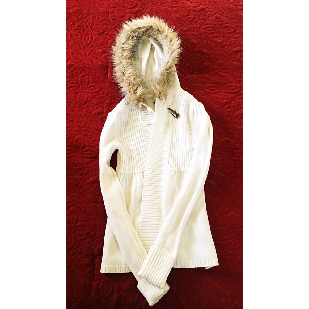 White Cardigan with Fur Detail on Hood