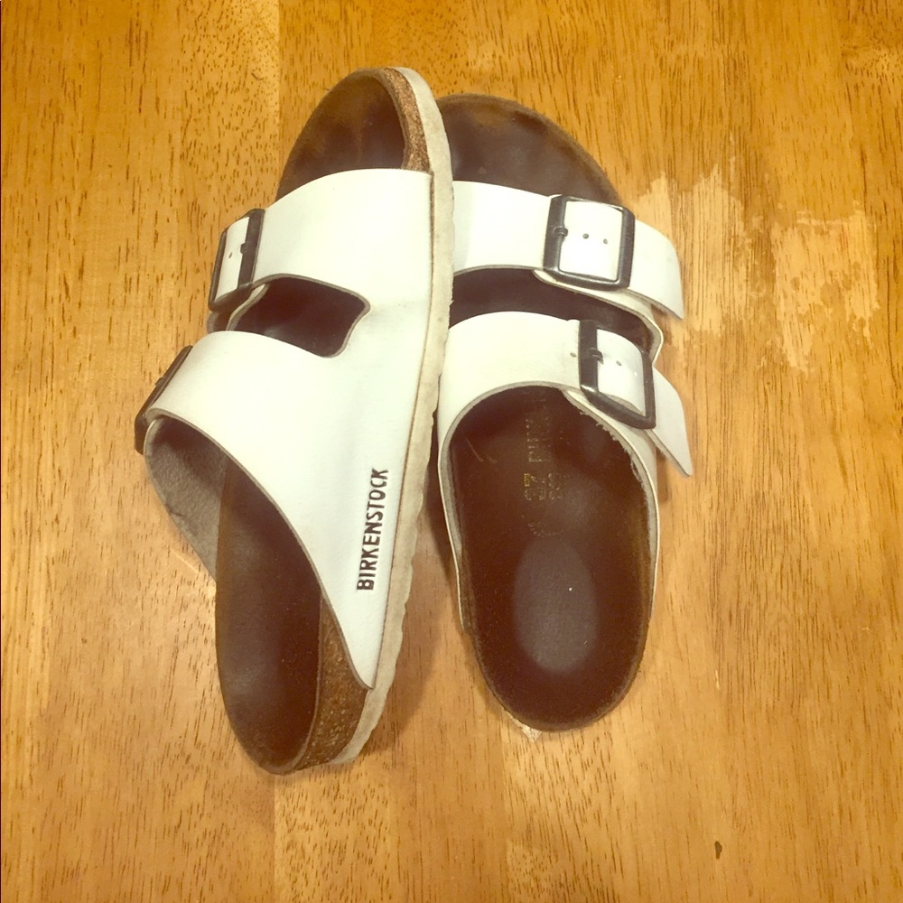 Leather Arizona Birkenstocks size 37