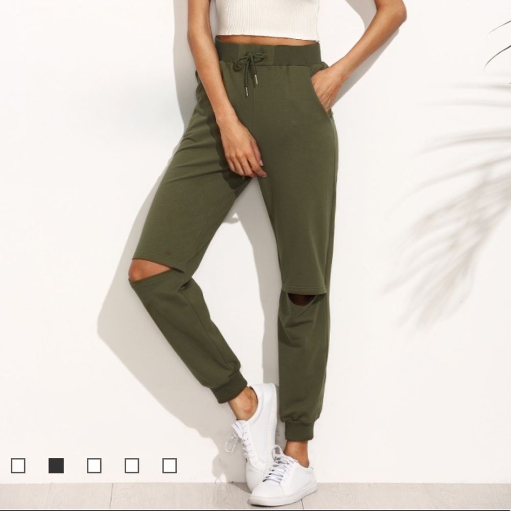 🐢 Army Cutout Joggers 🐢