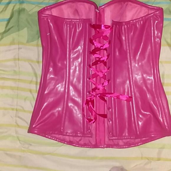 Top - Picture 2 of 2