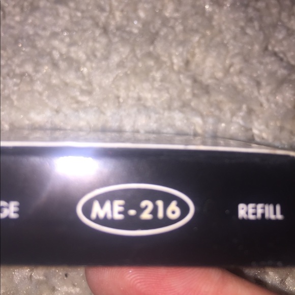 Makeup Forever Artist Shadow  ME-216 - Picture 2 of 2