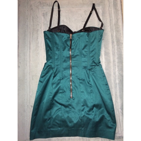 Dolce & Gabbana emerald green mini dress - Picture 2 of 4