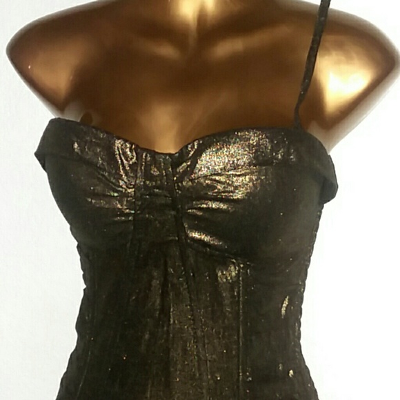 Top - Picture 2 of 2