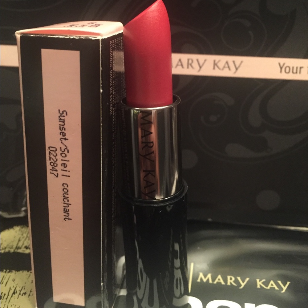 Cosmetics - Picture 5 of 5