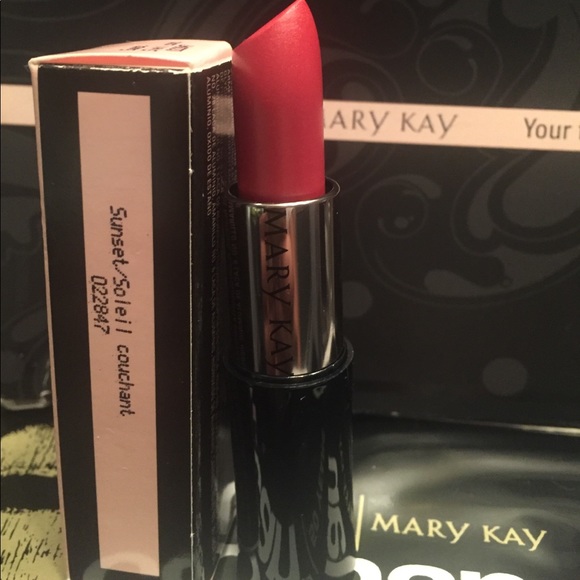 Cosmetics - Picture 5 of 5