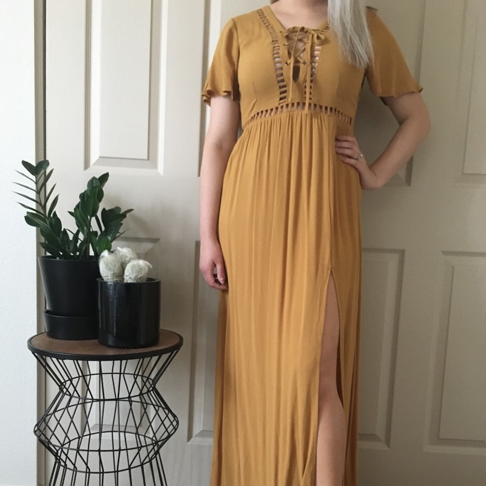 Forever 21 tie up dress