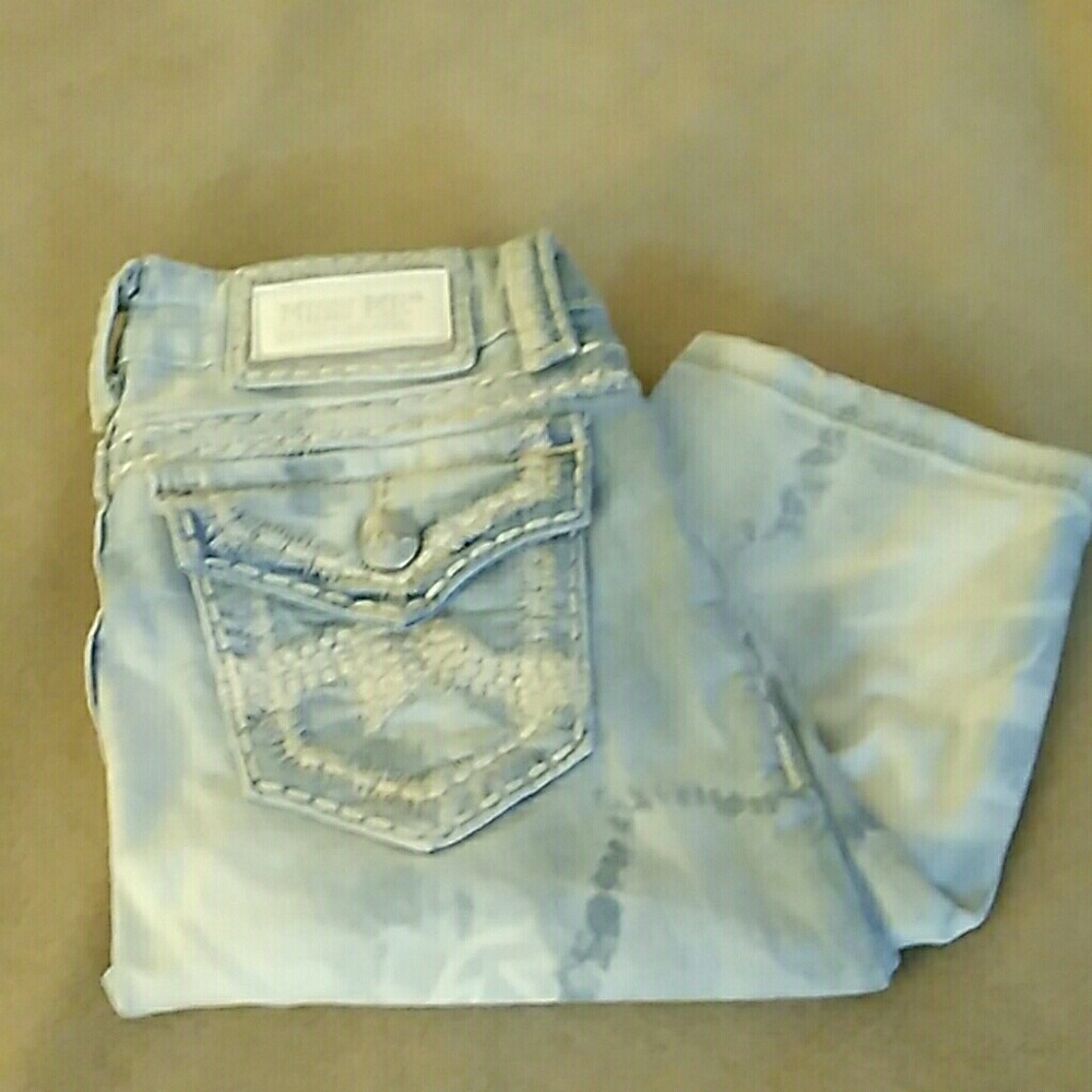 MISS ME Bermuda Shorts