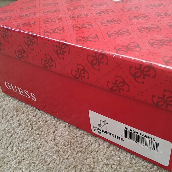 GUESS Krestina Platform Heels - Picture 8 of 8