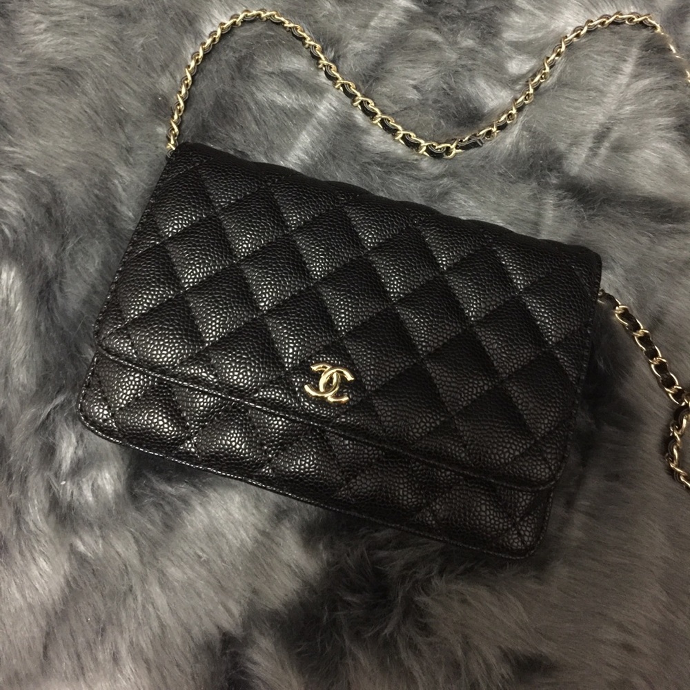 Chanel Caviar WOC