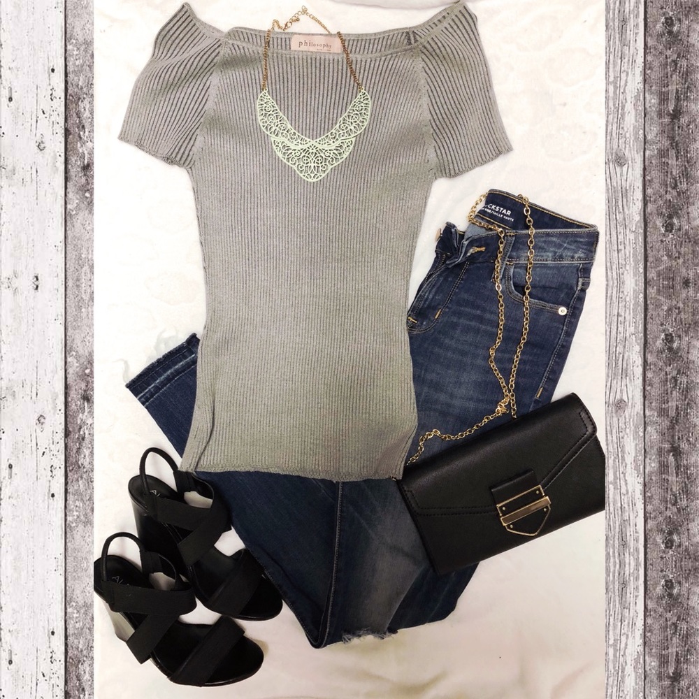 Philosophy sweater top
