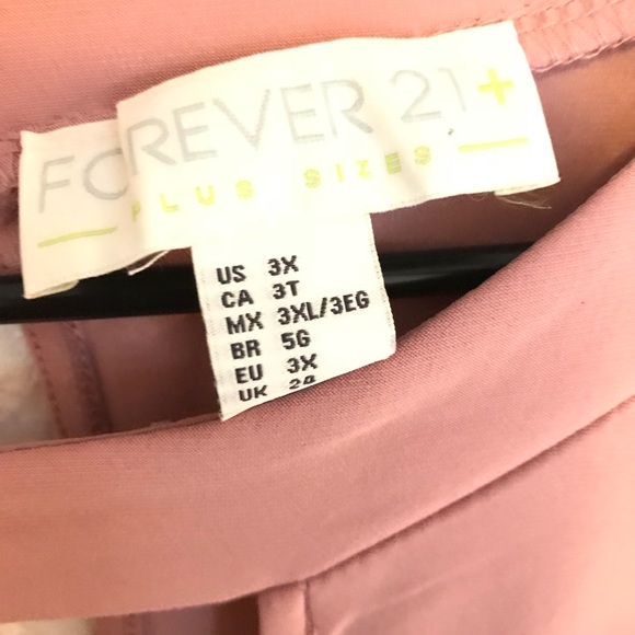 🎉HOST PICK🎉🌸Forever 21 Plus Romper🌸 - Picture 3 of 3