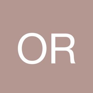 Meet your Posher, Oriana