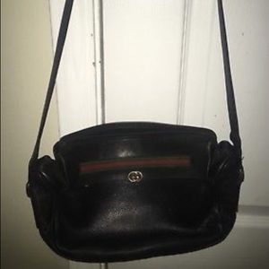 Medium Gucci cross body/messenger bag