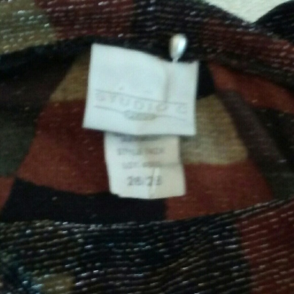 Ladies sweater top - Picture 3 of 3