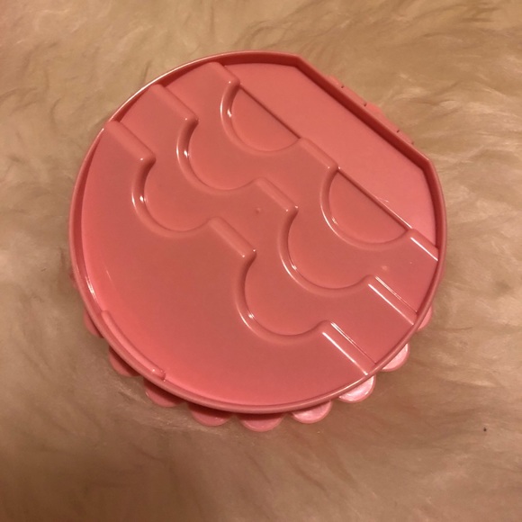 โจ Wispy False Lashes Set of 3 & free pink case๐ - Picture 4 of 4