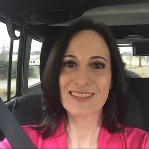 Meet your Posher, Paula