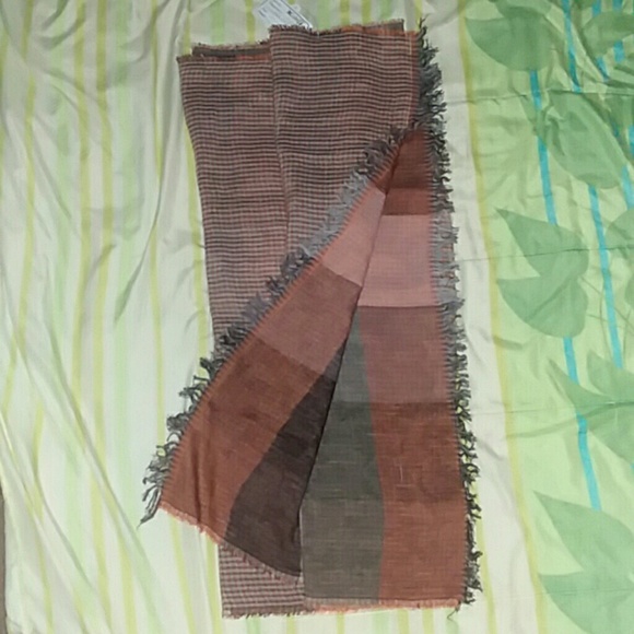 Scarf - Picture 3 of 3