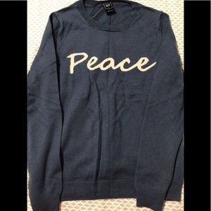 Gap sweater. Size small.