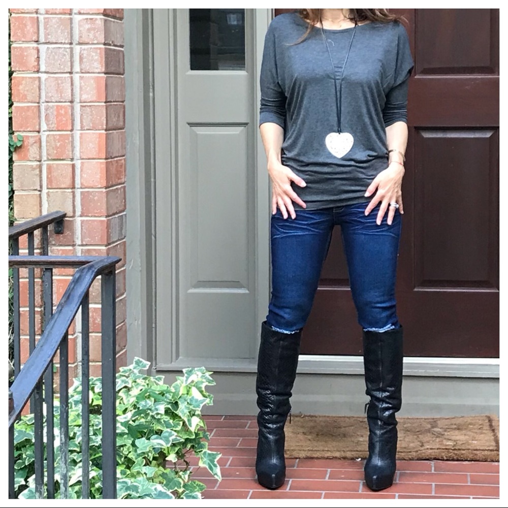 ✨LAST ONE ✨Favorite dolman top - Picture 4 of 7