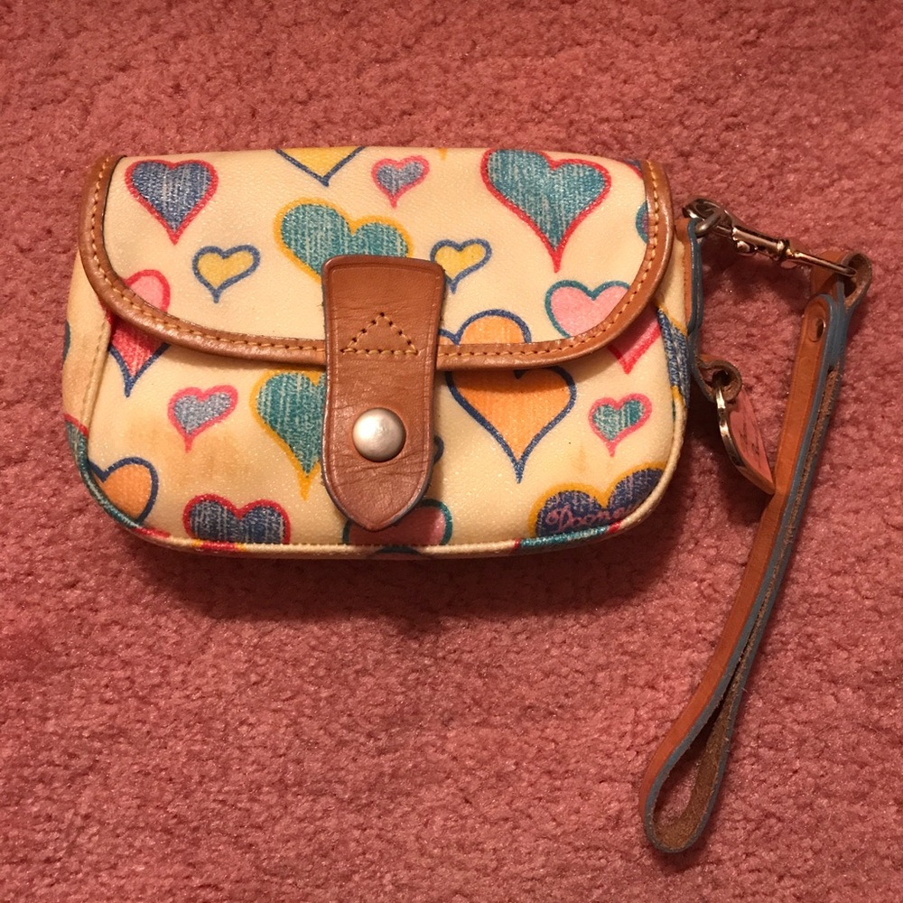 Dooney & Bourke wristlet