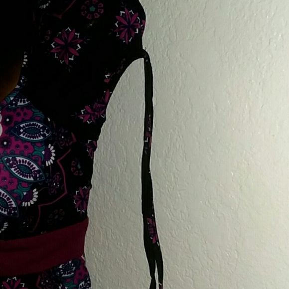 Top - Picture 3 of 4