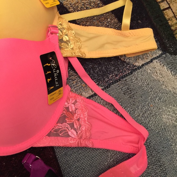 ‼️💲✂️🔚🔜‼️RAINBOW BRAS! - Picture 6 of 7