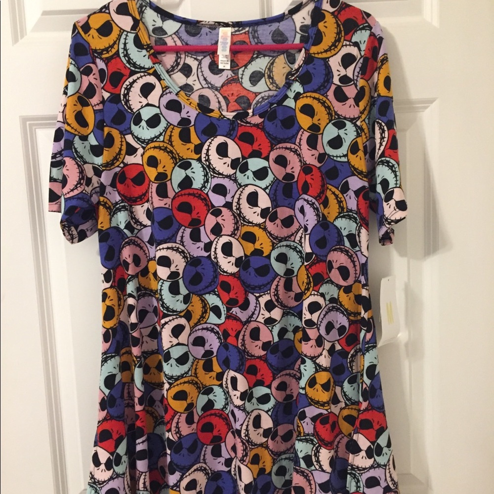 Jack Lularoe perfect t! ❤️☠️🖤
