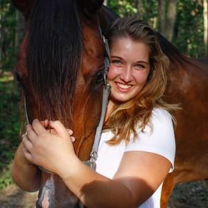 Meet your Posher, Leslie