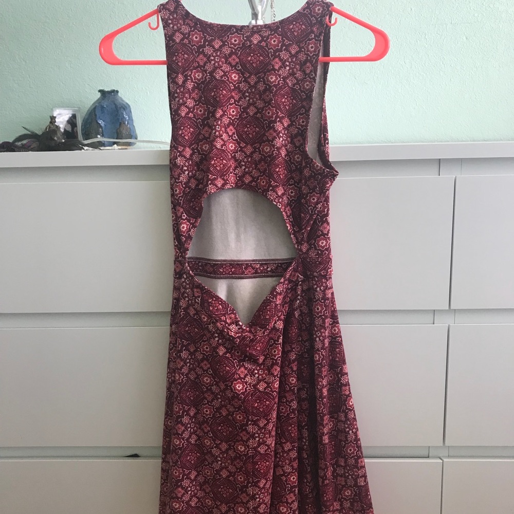 HOLLISTER BACKLESS DRESS - Picture 4 of 6