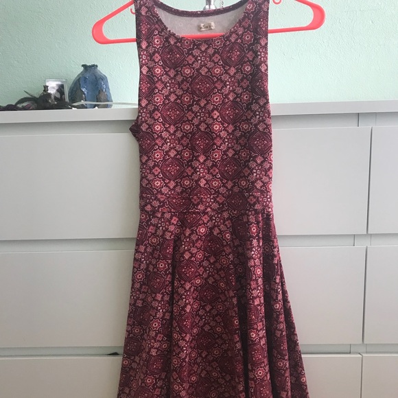 HOLLISTER BACKLESS DRESS - Picture 2 of 6