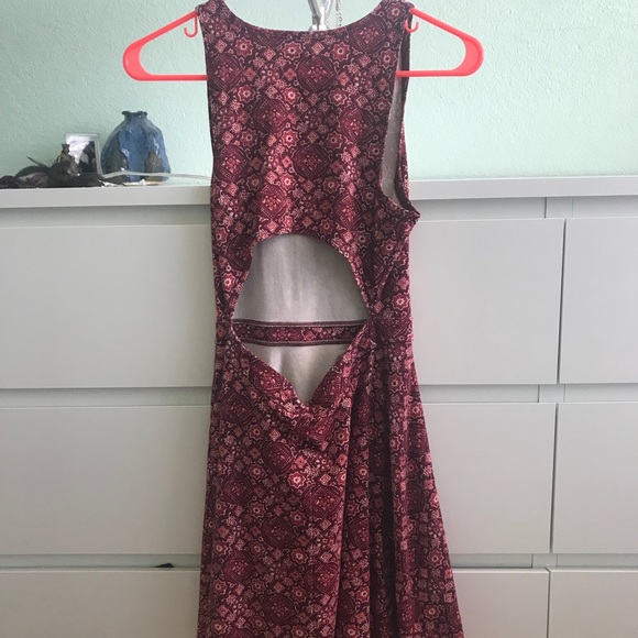 HOLLISTER BACKLESS DRESS - Picture 4 of 6