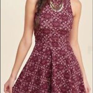 HOLLISTER BACKLESS DRESS