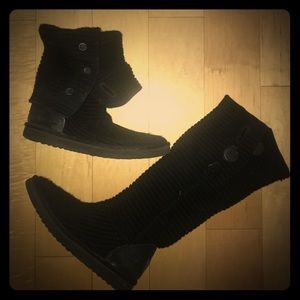 Classic black sweater ugg boots