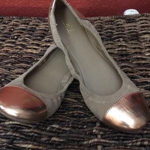 Rose Gold Flats
