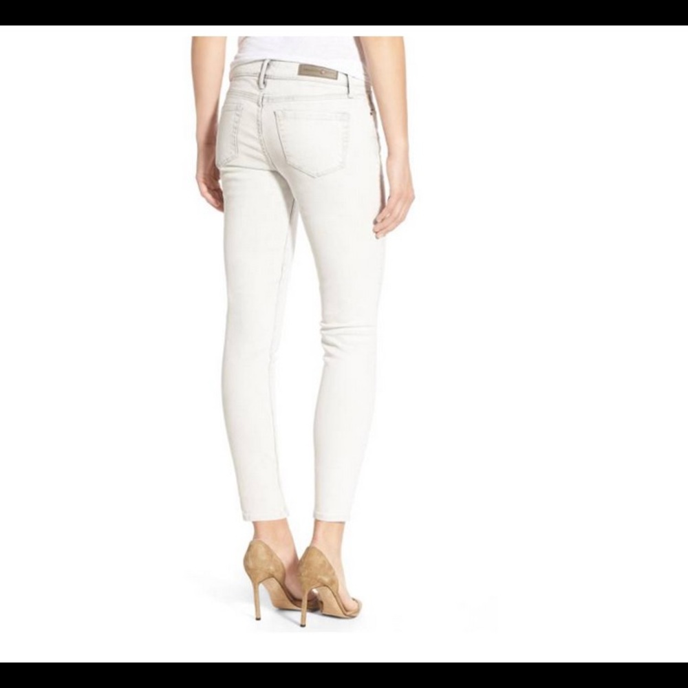 Treasure&Bond Mid Rise Skinny Jeans